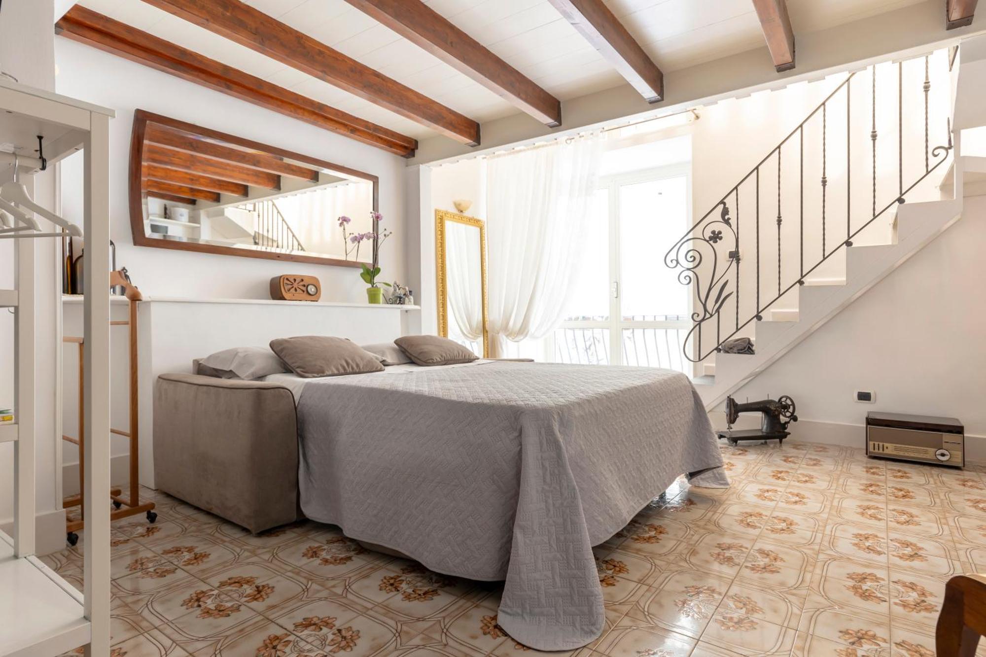 Niloufar Residence Napoli Eksteriør billede