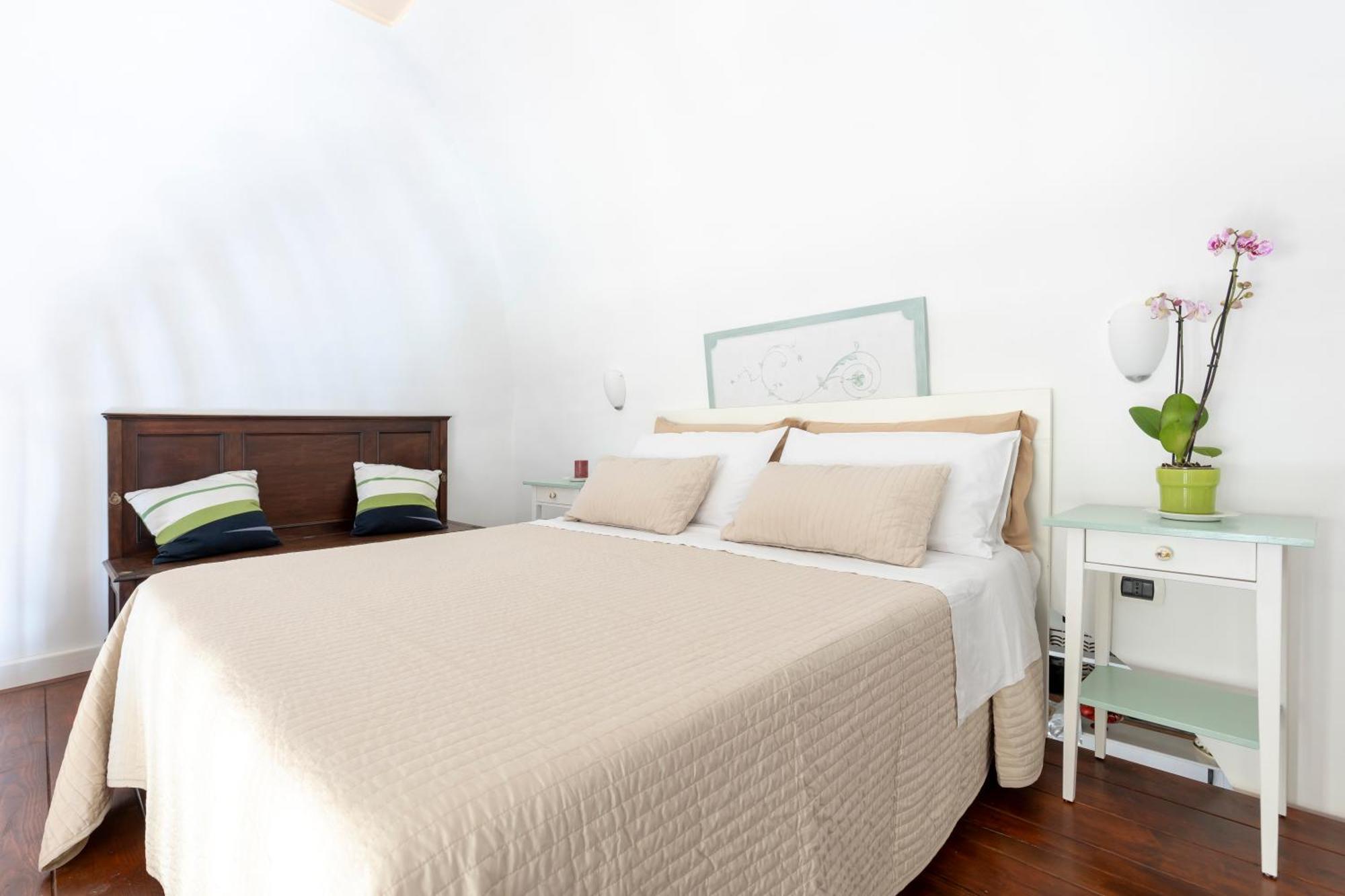 Niloufar Residence Napoli Eksteriør billede