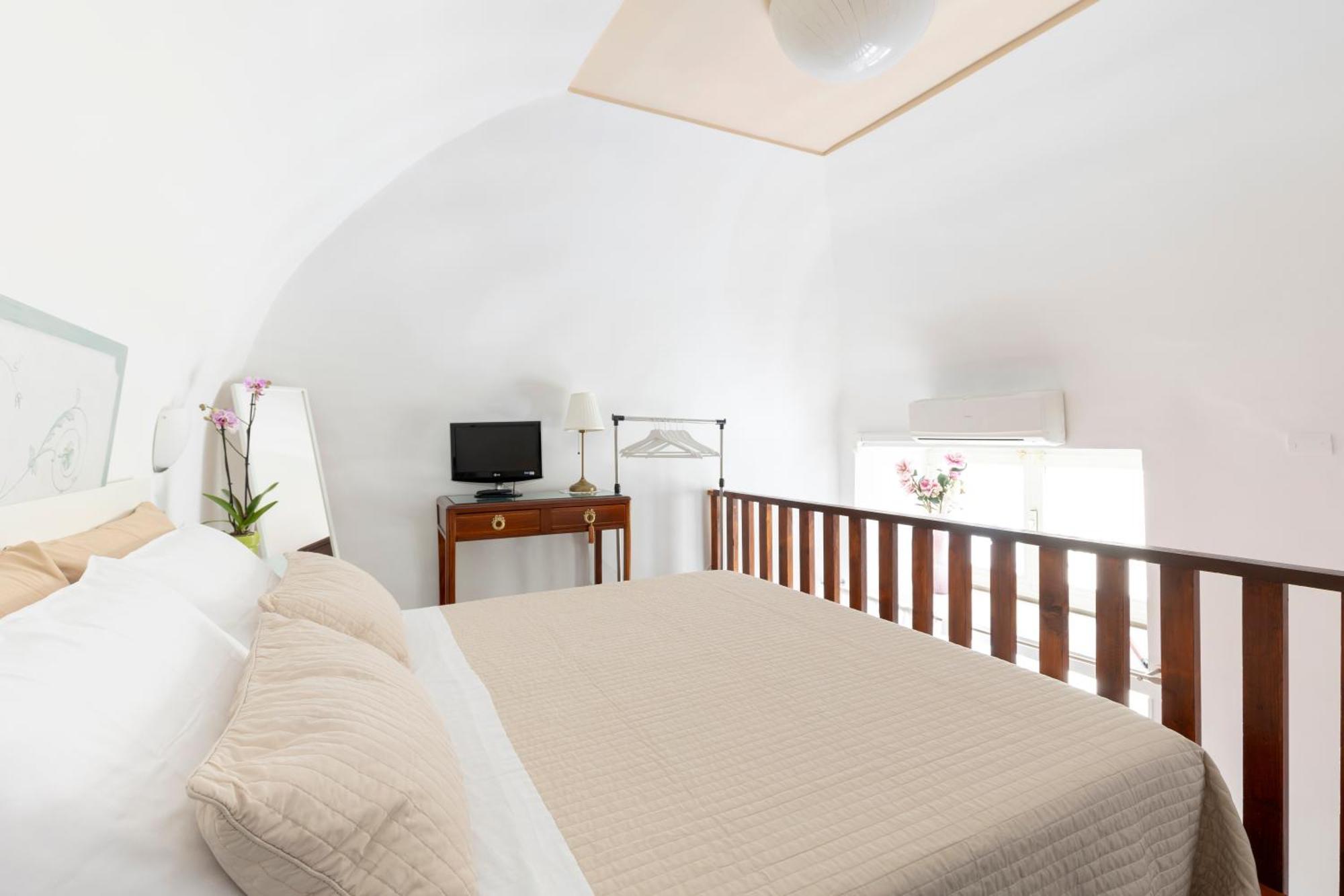 Niloufar Residence Napoli Eksteriør billede